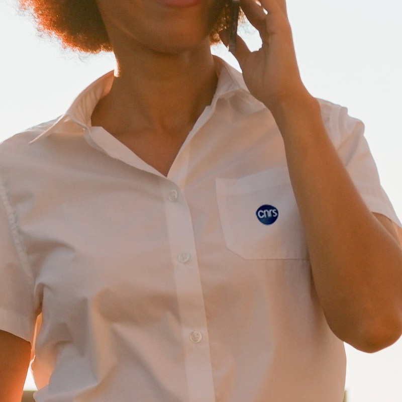 Badge adhésif textile